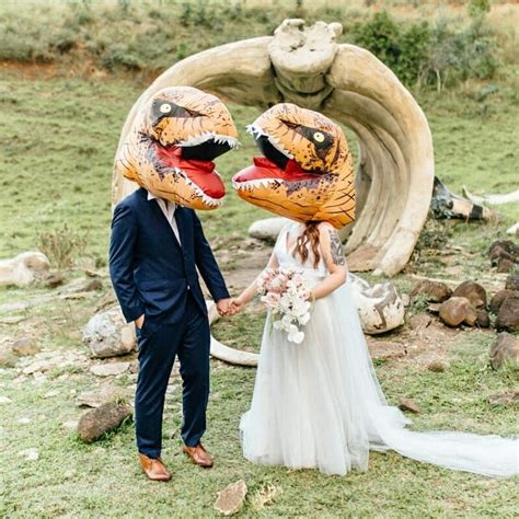 Love Will Not Be Contained In This Jurassic Park Wedding Hit That Link