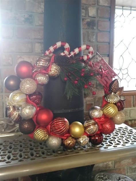 Pin By Johnnie Berthiaume On Pins And Things Ive Done Holiday Decor