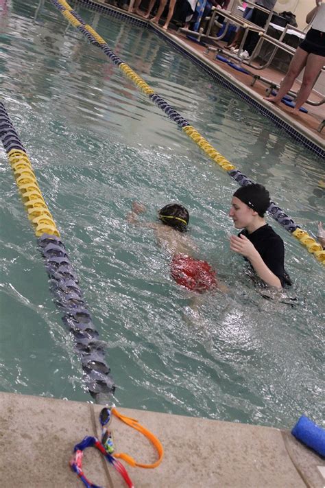 Two Daughters One Son Lincolns Swim Meet