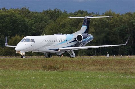 Complete with the largest cabin in its class, the embraer legacy 650 provides passengers with optimal comfort and space for any business or leisure requirement. Embraer Legacy 650 - CW Jet