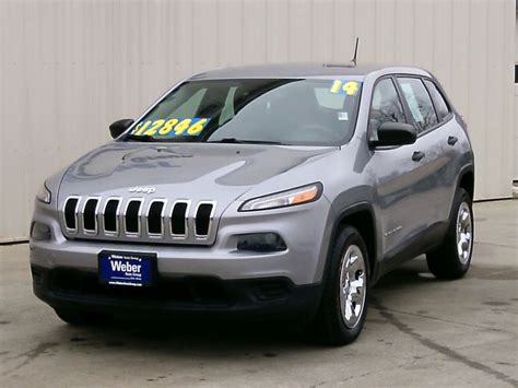 2014 Gray Jeep Cherokee Sport