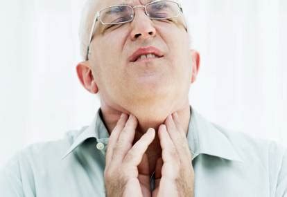 Radang tenggorokan atau dalam istilah medis dikenal dengan faringitis adalah kondisi di mana tenggorokan terasa sakit, gatal atau kering. Obat Generik Sakit Radang Tenggorokan Kering dan Gatal ...