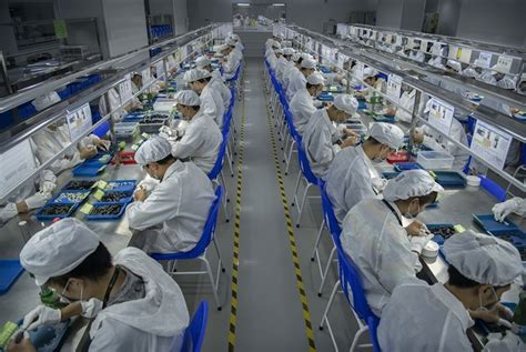 Gallery The Shenzhen Factories That Make The Worlds E Cigs Caixin