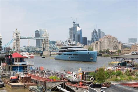 Billionaire Spurs Owner Brings Bond Villain Superyacht To London As
