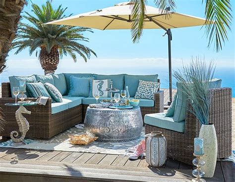 But the dining set is a contemporary design that fitted well to the interior. Outdoor Beach Paradise | Pier 1 - Beach Home Decor Design ...