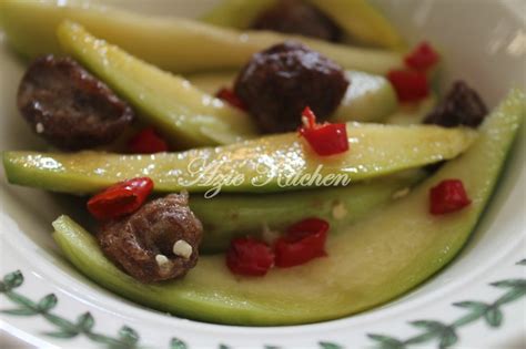Inginkan sesuatu yang sihat tapi lazat? Jeruk Buah Buahan Asam Boi Yang Sedap - Azie Kitchen