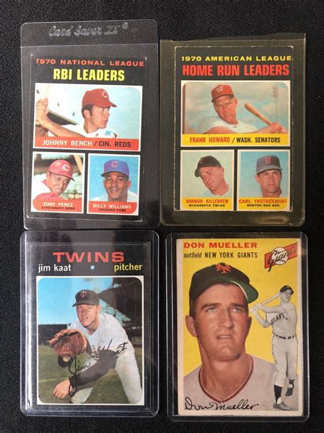 VINTAGE BASEBALL TRADING CARDS LOT