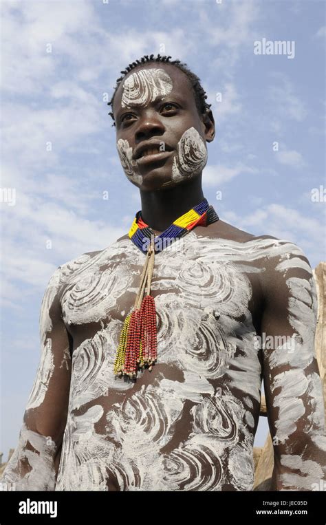 Man Body Painting Tribe The Square Southern Omotal South Ethiopia