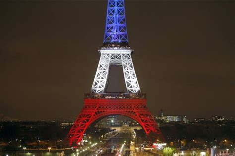 La Tour Eiffel symbole de la France forte et unie | Cores francesas ...