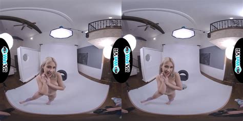 wetvr photo shoot turns into fuck session in vr