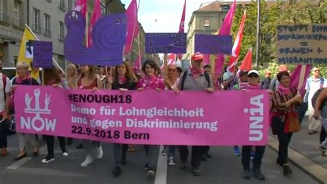 تبعیض جنسیتی در محیط کار؛ زنان برای حقوق برابر باید بیشتر از مردان کارکنند Euronews