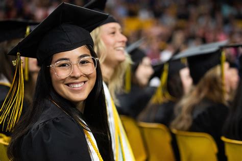 Nearly 4000 Students Earn Degrees As App States Class Of 2022