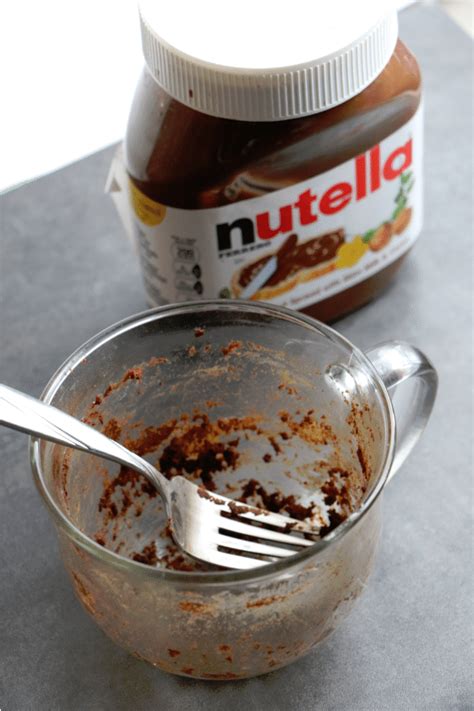 Super easy to make Nutella Mug Cake Recipe
