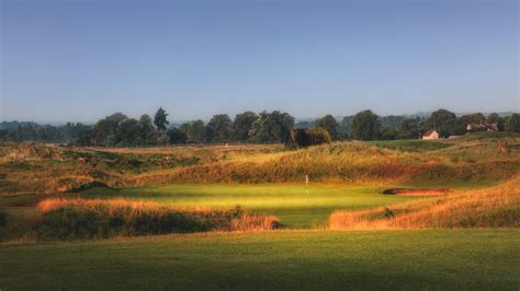 Royal st george's is one of the world's great courses (currently ranked #33 by golf magazine). Royal St. George's Golf Club | 8th Hole