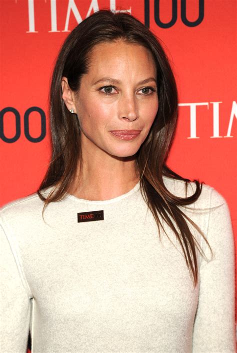 Christy Turlington S Instagram Twitter And Facebook On Idcrawl