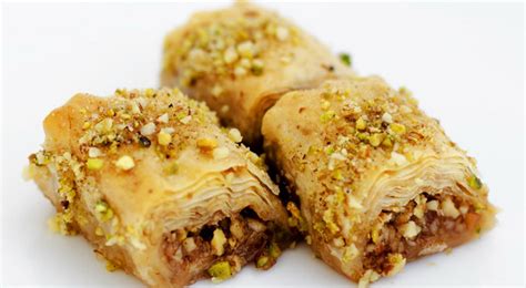 RESEP PILIHAN Heboh Raja Salman Yuk Jajal Bikin Baklava Dessert Khas