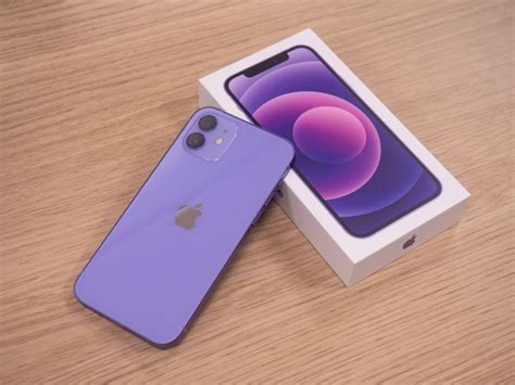 Aperçu De Liphone 12 Mauve Et Des Coques Violettes Igeneration