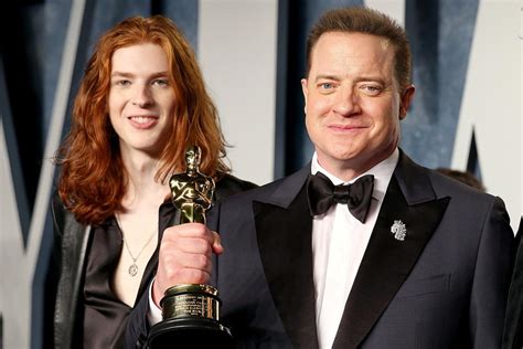 Brendan Fraser Oscar Winner And Cool Dad Supports Musician Son At