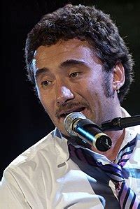 Chi è, età, carriera, vita privata, claudia gerini, figlia, moglie federico zampaglione, chi è è nato nel mese di giugno del 1978 e fin da ragazzino ha dimostrato di essere molto appassionato di musica. Tiromancino - Wikipédia