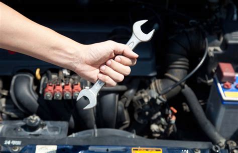 Most Common Car Issues That Need Instant Assistance Of A Car Mechanic