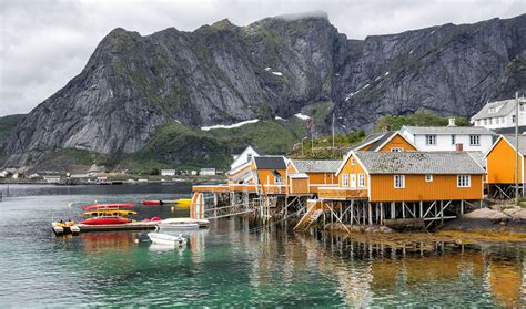 Where To Stay In The Lofoten Islands Norway Earth Trekkers