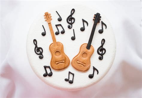 Guitar Musical Notes Cake Topper 14pcs Edible Fondant Ideal