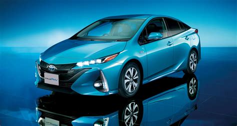 Toyota Launches New Prius PHV In Japan Torque