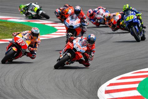 Nach der deutlich verkürzten saison 2020 will die motogp im kommenden jahr wieder zu einem vollen kalender zurückkehren. Dorna Berharap Kalender MotoGP 2021 Bisa Berjalan Sesuai ...