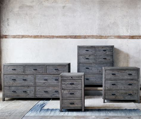 Caminito Grey Reclaimed Wood 7 Drawer Dresser Zin Home