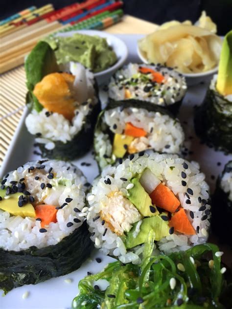 Somos el mejor catering de cocina japonesa ㊙️atendemos todo tipo de eventos ㊗️el mejor show de teppanyaki y sushi ㊗️estamos en medellín y bogotá linktr.ee/tempura_sushi_express. Vegan "Fish Tempura" Sushi Rolls | Tempura sushi, Vegan ...
