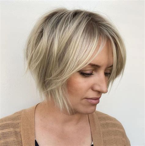 20 Best Feathered Bangs Hairstyles Feathered Bangs Fringe Haircut Pixie Haircut For Thick Hair