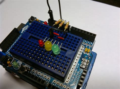 Arduino Board Kit Arduino Uno Tutorial Basic Circuit Breadboarding