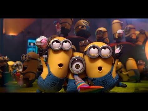Giant minions banana mcdonalds drive thru prank! VIDEO Minion Lucu - Despicable Me 2 - YouTube