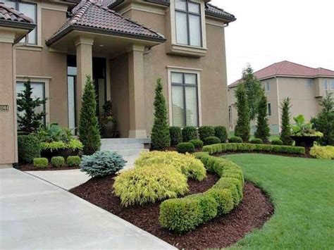 A raised concrete planter creates the framework for the bench. Beautiful Small Front Yard Landscaping Design 24 | Residential landscaping, House landscape ...