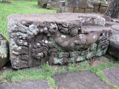 Ternyata selain candi borobudur, magelang pun memiliki banyak destinasi wisata seru yang menarik untuk dikunjungi bukan? Jejak Peninggalan Cagar Budaya: Candi Umbul