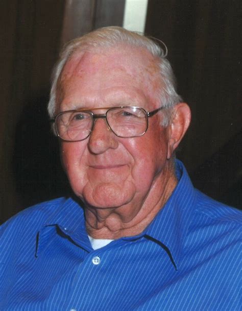 Obituary Of Cecil Glenwood Pyle Holman Funeral Home And Cremations