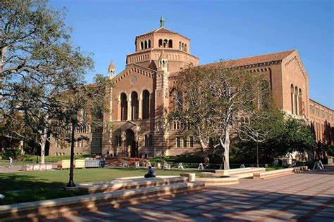 file powell library ucla 10 december 2005 wikimedia commons