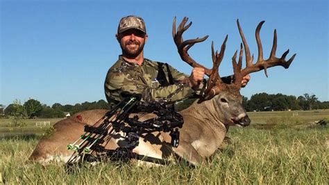 Denton Texas Outdoors Hunting Man Fined 53000 For Poaching Deer