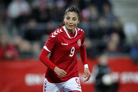 Uefa women's champions league official sponsors. Vi fik en snak med Nadia Nadim • MY DAILY SPACE