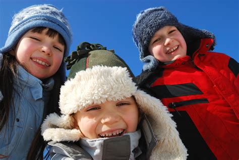 Pediatricians' Tips for What Your Kids Should Wear This Winter