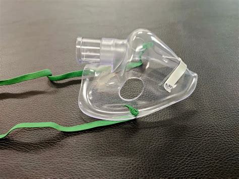 Single Use Pvc Oxygen Face Mask With Tubing For Both Pediatric And Adult China Mask And Face Mask