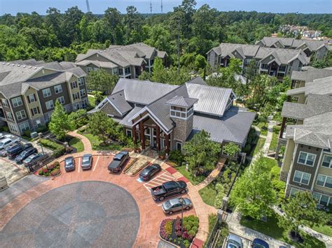 The Woodlands Lodge Apartments In The Woodlands Apts For Rent