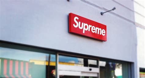 Supreme Box Logo สัญลักษณ์ที่ทรงอิทธิพลที่สุดในวงการแฟชั่นของปี 2018