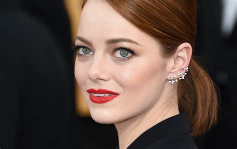 Emma Stone Did One Of The Worst Things Ever After Her Contact Info