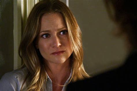 Exclusive Criminal Minds Sneak Peek Jj Opens Up To Reid About Her Ptsd — And Her Big Secret