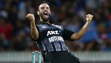 Daryl mitchell with his beloved wife carol, photo source: Blackcaps v England: Daryl Mitchell poised for NZ test debut in Hamilton | Newshub