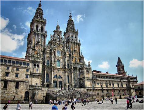 It lies near the confluence of the sar and sarela rivers, 32 miles (51 km) southwest of a coruña city. 3034-Catedral de Santiago de Compostela. | SAMSUNG DIGITAL ...