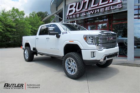Gmc Sierra Denali With 22in Fuel Runner Wheels Exclusively From Butler
