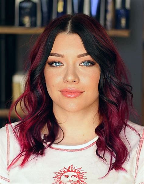 30 Posh Dark Red Hair Colors For The New Season Hair Adviser Red