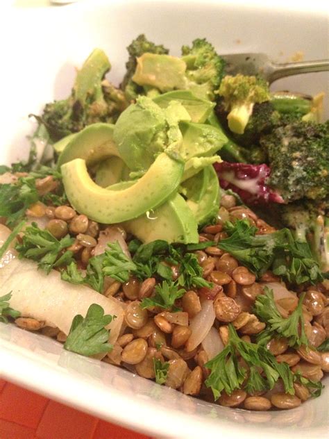Beans and lentils are very low in fat, high in fiber and are frequently referred to as a wonder food. Clean Eats - lentil and avocado salad (With images) | Clean eating recipes, Clean eating vegan ...